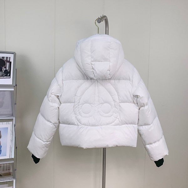 すぐ届 ムースナックルズ 偽物 PROSPECT パファー ジャケット バック ロゴ moi74838